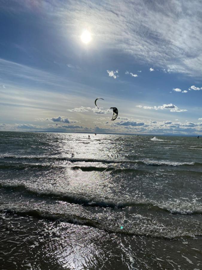 Port Camargue Studio Vue Mer เลอ โกร-ดู-รัว ภายนอก รูปภาพ